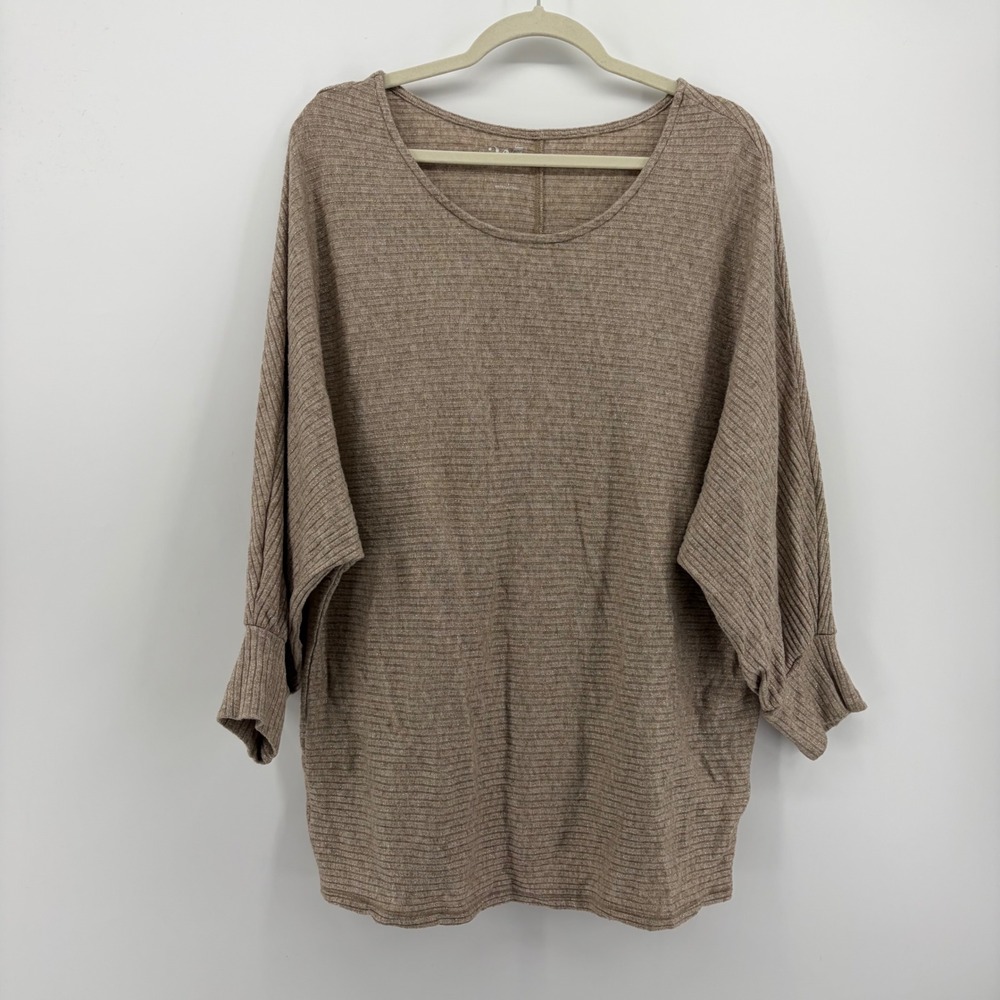 Maurices Womens 1X Tan Ribbed Knit Dolman Sleeve Metallic Shimmer Top